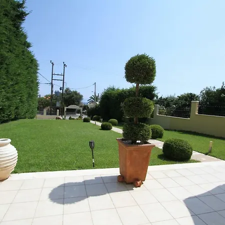 Nyaraló Shemesh Gardens House *