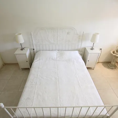 Vakantiehuis Shemesh Gardens House PalaiónTsiflíkion